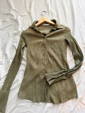 Bershka Crinkled Olive Shirt Polo